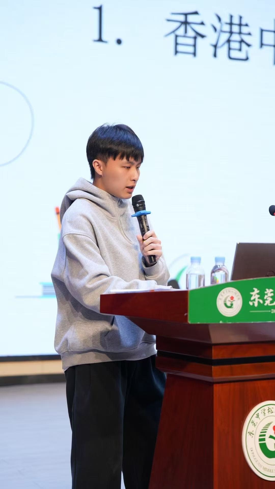 升学主题活动现场的分享者